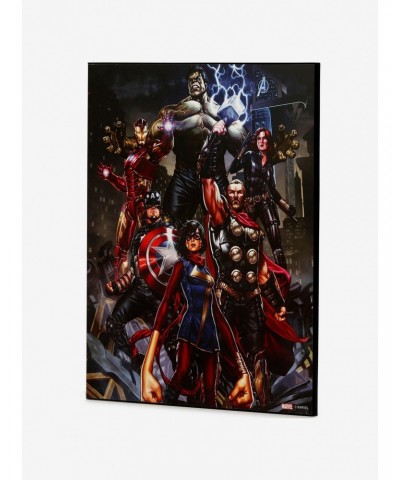 Marvel Avengers Group Wood Wall Decor $16.12 Décor